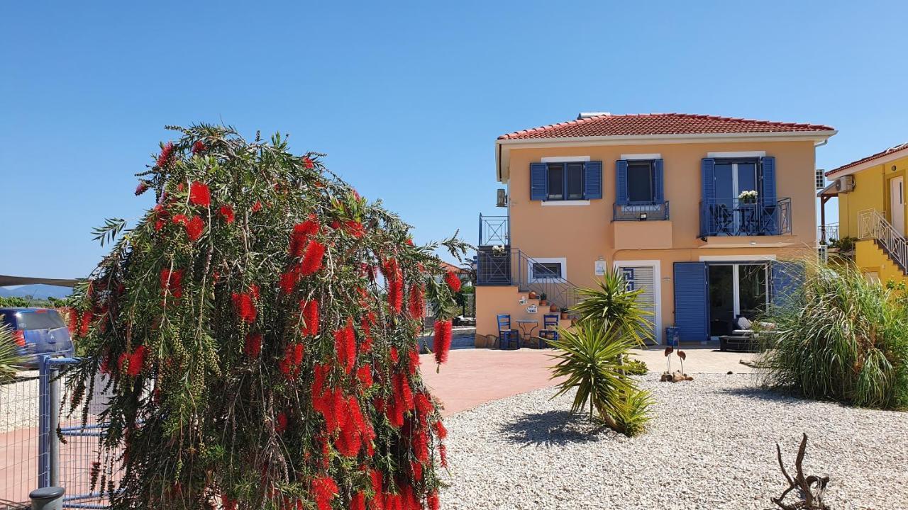 Villa Finiki Messinia Upstairs Foiníki Exterior foto