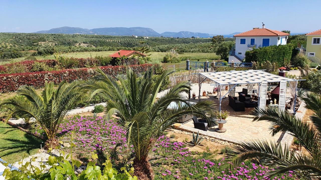 Villa Finiki Messinia Upstairs Foiníki Exterior foto