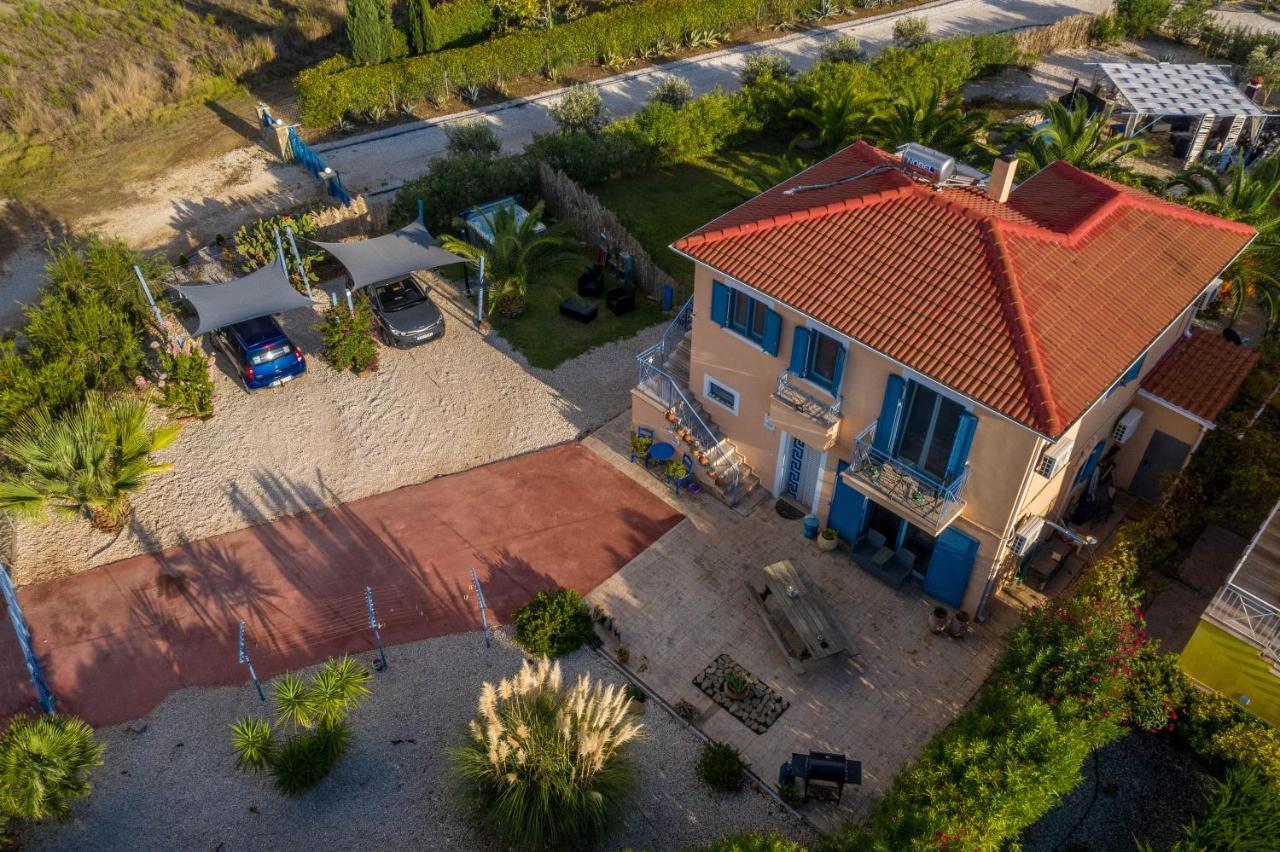 Villa Finiki Messinia Upstairs Foiníki Exterior foto