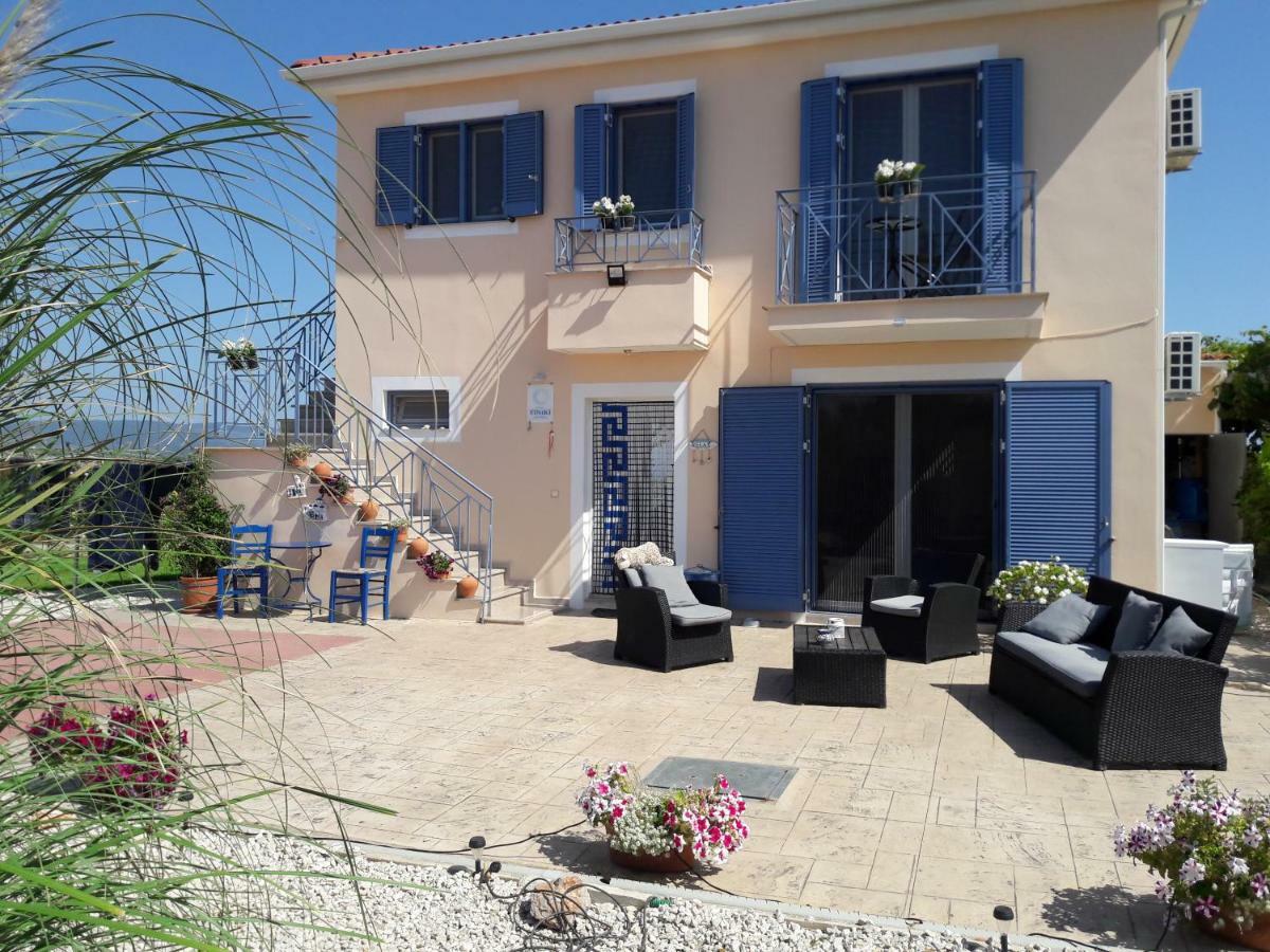 Villa Finiki Messinia Upstairs Foiníki Exterior foto